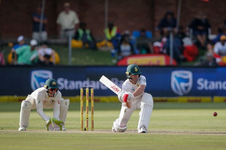 AB de Villiers Helps Proteas Take Handy Lead Against Australia