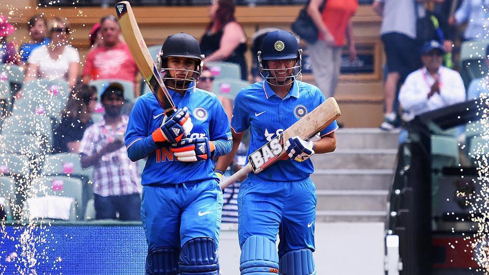 Smriti Mandhana and Mithali Raj (