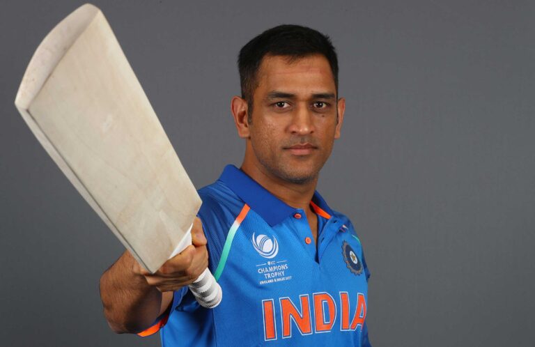 Can MS Dhoni return to quick-scoring ways again in ODIs? He must!