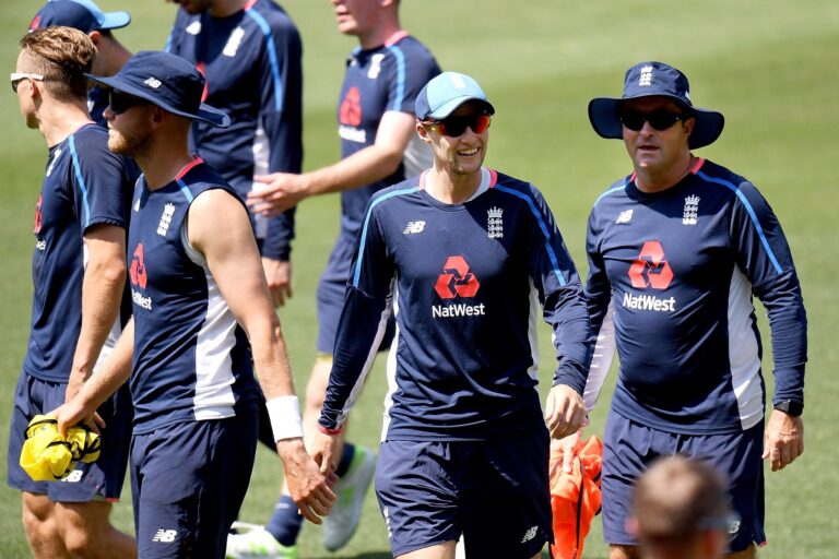 English players set to restart training under strict guidelines