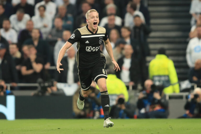Donny van de Beek would be a shrewd signing for Manchester United