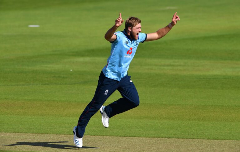 David Willey tests COVID positive