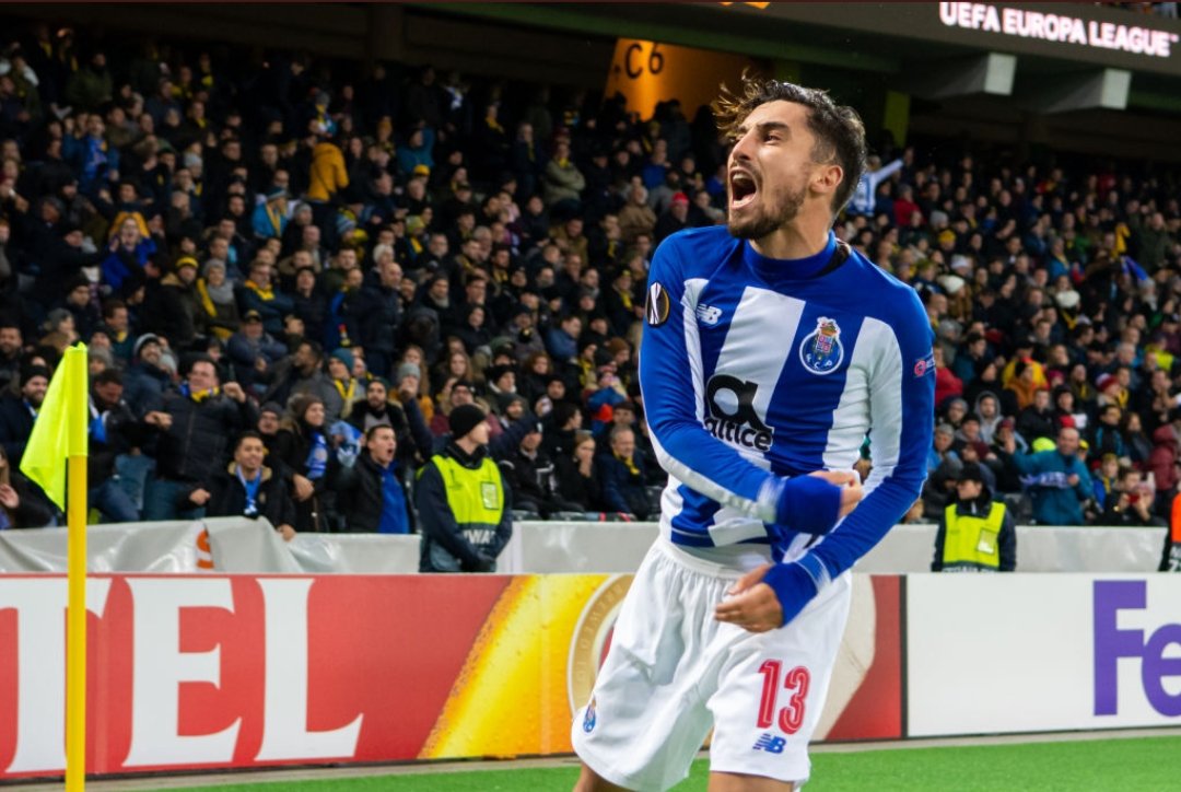 Alex Telles to Manchester United