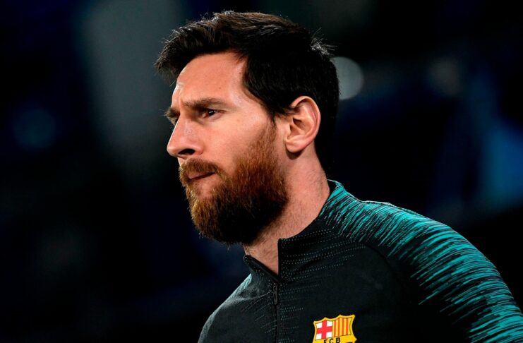 Lionel Messi stays at Barcelona