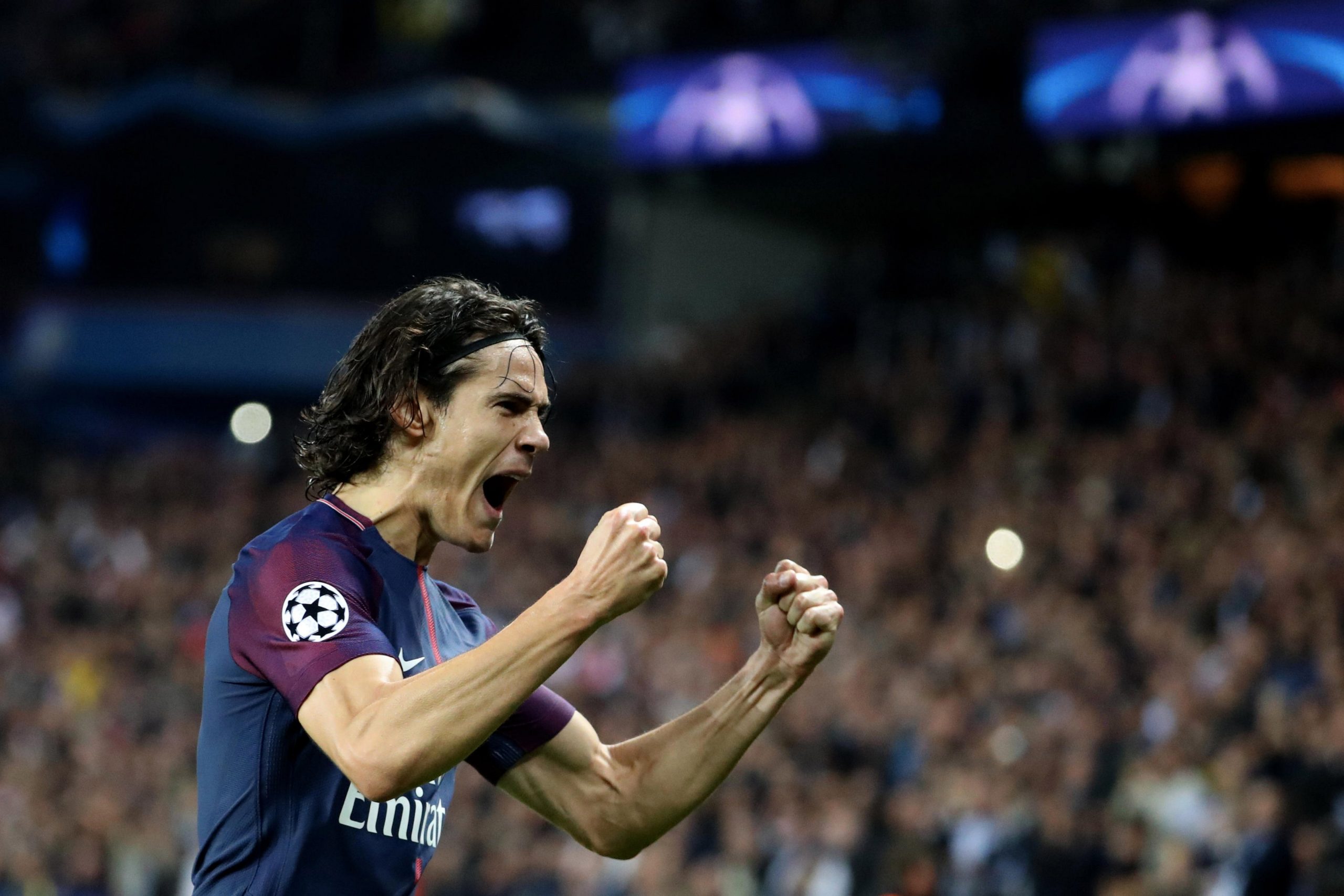 Edisnon Cavani to Manchester United