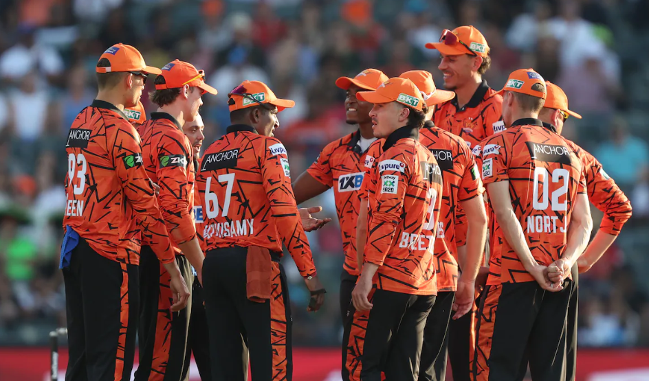 Technology: Wearables, AR, and AI in the Apparel Industry