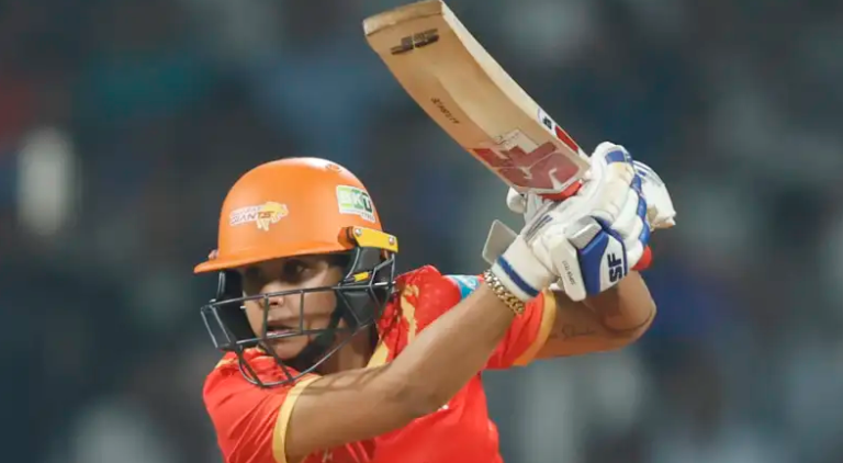 Ayushi Soni becomes first player to be retired out in the WPL