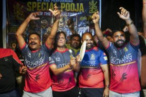 Virat Kohli gifts his pads to fans as RCB win second IPL title; Anushka Sharma’s reaction goes viral