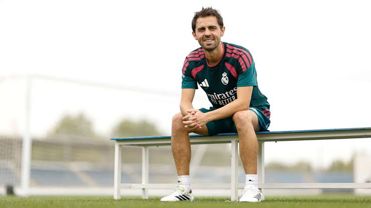 Bernardo Silva Joins Real Madrid Squad in First Training Session at Valdebebas