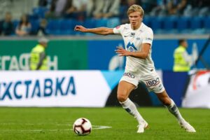 “I’m a bit busy, mate”: Erling Haaland leaves young fans amused with blunt response
