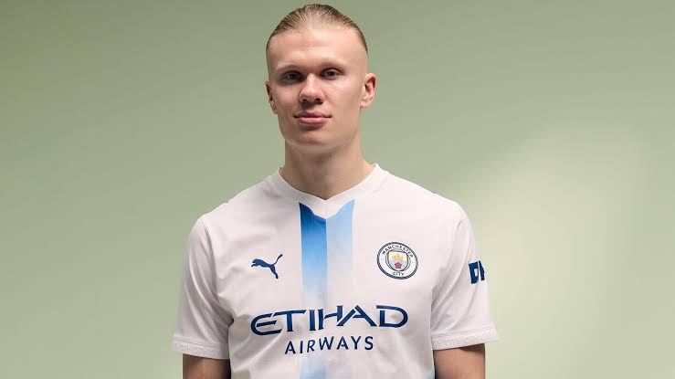 Manchester City unveil fan-inspired 2026/27 third kit with bold new design