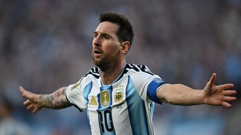 5 Greatest Lionel Messi Moments in Argentina Team