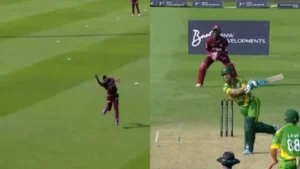 Dwayne Bravo Turns Back the Clock With Stunning One-Handed Catch in WCL