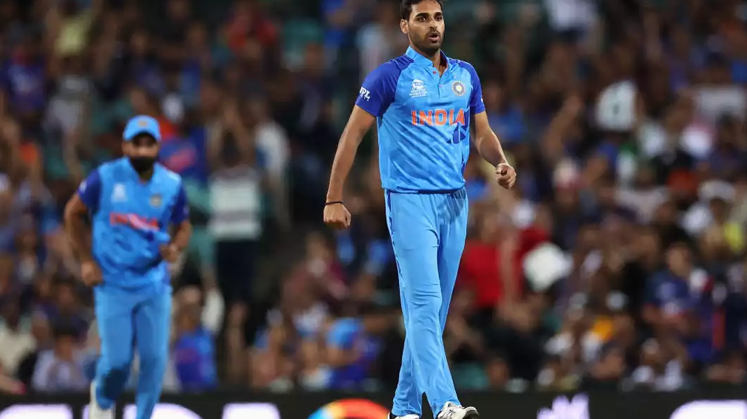 Arshdeep Singh sustains blow to bowling shoulder; Bhuvneshwar Kumar added to the squad for the Bengaluru T20I